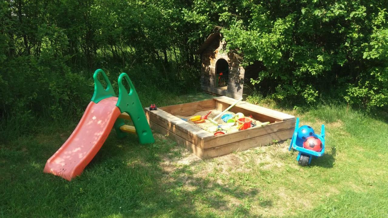 Forest Rustic Apartment Brdy Vesin Zewnętrze zdjęcie